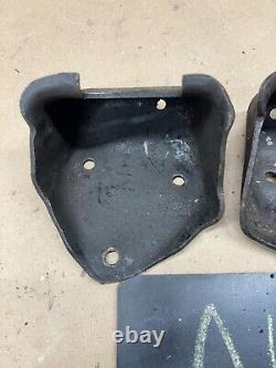 1962 63 64 65 67 Chevrolet 6 Cylinder Clamshell Motor Mounts Engine Brackets OEM