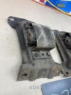 1973 1981 1987 1991 Chevrolet Gmc C30 C35 2wd Engine Frame Mount Mounts Perches