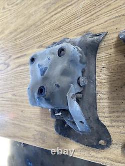 1973-87 CHEVY C10 C30 TRUCK ENGINE FRAME MOUNT BRACKET Stands 2WD Sbc Bbc Motor