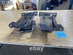 1973-87 CHEVY C10 C30 TRUCK ENGINE FRAME MOUNT BRACKET Stands 2WD Sbc Bbc Motor