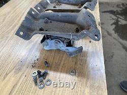 1973-87 CHEVY C10 C30 TRUCK ENGINE FRAME MOUNT BRACKET Stands 2WD Sbc Bbc Motor