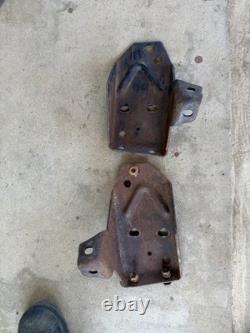 1973-87 Chevy GMC 4wd MOTOR MOUNT FRAME STANDS engine bracket 73-91 K5 Suburban