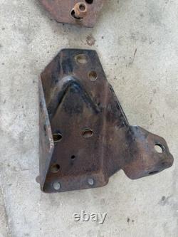 1973-87 Chevy GMC 4wd MOTOR MOUNT FRAME STANDS engine bracket 73-91 K5 Suburban