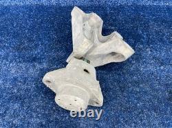 2016-24 Chevrolet Camaro 3.6 Front Right Engine Mount With Bracket OEM 23340395 2016-24 Chevrolet Camaro 3.6 Front Right Engine Mount With Bracket OEM 23340395