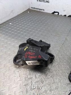 2021 2024 Gmc Savana 3500 Engine 6.6l Left Right Frame Mount Bracket Oe1178794