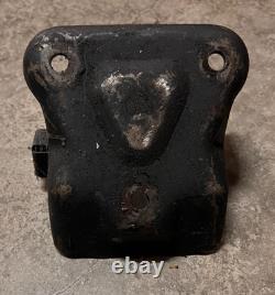 73-87 Original Chevy GMC Clam Shell Motor Mount Brackets 334607 & 334608 PAIR