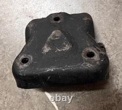 73-87 Original Chevy GMC Clam Shell Motor Mount Brackets 334607 & 334608 PAIR