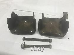 73-87 squarebody CLAM SHELL MOTOR MOUNTS CHEVY truck 305, 350 With Bolts