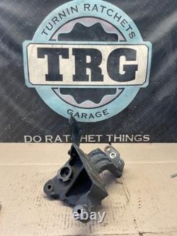 96-07 Pontiac Buick Chevy GM 3.8L Engine Mount Idler Pulley Bracket 24507211
