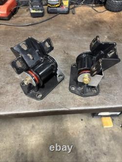Chevy Solid Engine Mounts And Brackets LS 5.3 6.0