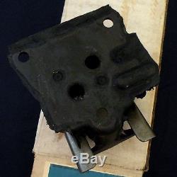 NOS 67-68 Chevy Passenger Cars withPS (327) LEFT Engine Mounting Unit GM 3990920