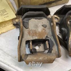 NOS Pair Chevrolet Motor Mounts 3990914 Chevelle Camaro Chevy II 64-69