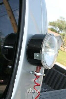 Vintage 12 volt magnet mount light lamp with pouch auto service
