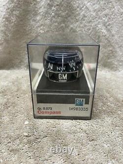 Vintage NOS GM Automobile Dash Compass w mount / New in Box / 98335